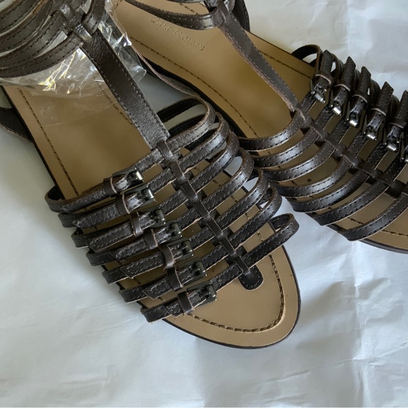 ZARA brown flat summer Sandals with small buckles. Ankle high.zipper at … - Picture 2 of 6